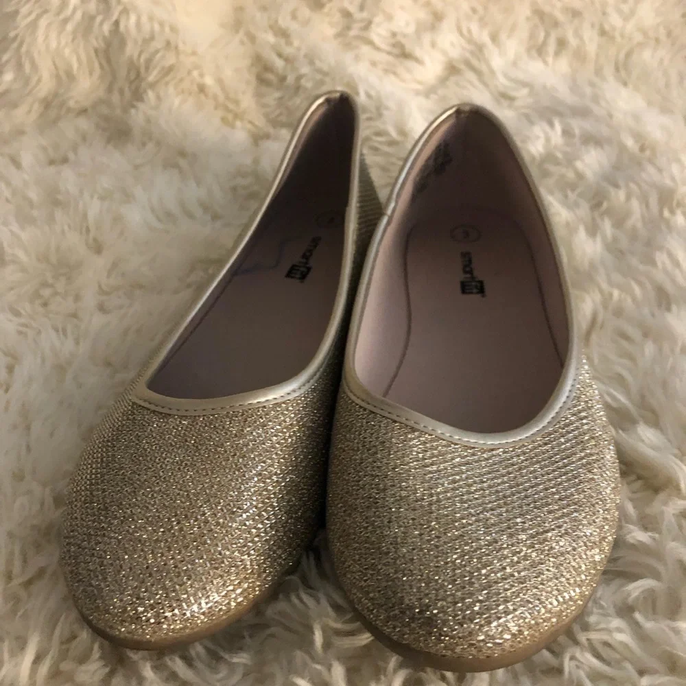 𝅺gold flats
